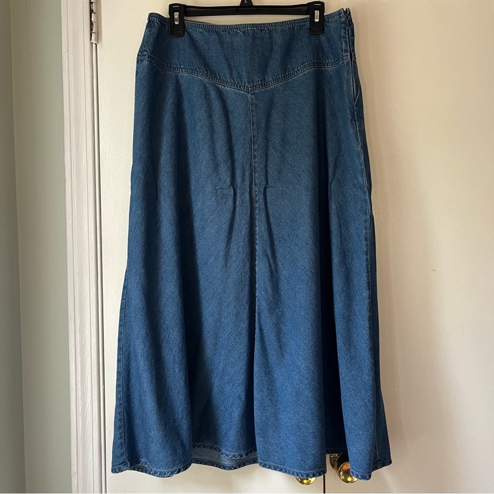 💙 JM Collection Blue Denim Midi Skirt with Zipper